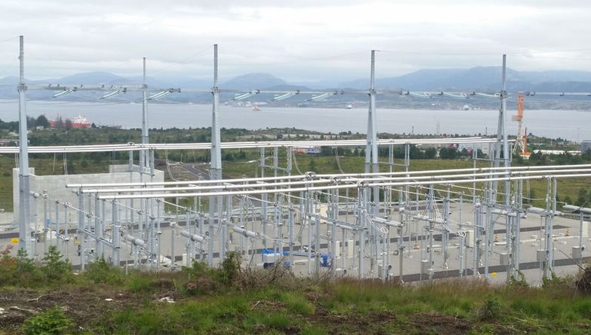 AF Elkraft er innstilt av Statnett til høyspenning. Foto: Elkraftsarbeid ved den nye transformatorstasjonen på Onarheim på Husnes. Foto: AF Elkraft er innstilt av Statnett til høyspenning. Foto: Elkraftsarbeid ved den nye transformatorstasjonen på Onarheim på Husnes. Foto: