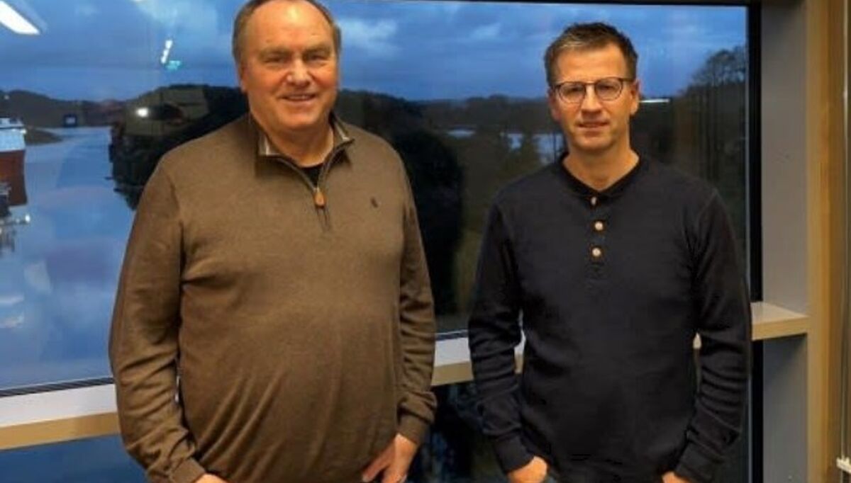 Fra venstre: Jakob Særsten Konsernsjef i LOS Gruppen og Oddgeir Alvsvåg daglig leder i LOS Elektro Fra venstre: Jakob Særsten Konsernsjef i LOS Gruppen og Oddgeir Alvsvåg daglig leder i LOS Elektro