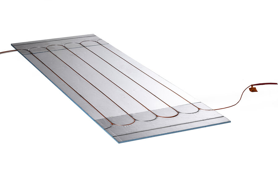 – Med Aluboard slipper man en del operasjoner som er nødvendige ved folie, som klips, skjøter og ekstra tilkoblinger, sier distriktssjef Steffen Martinussen hos Varmecomfort. LINE