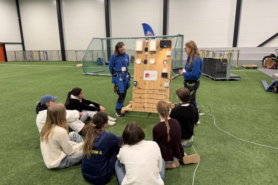 Arrangementet er en del av NHO Elektro Trøndelags langsiktige arbeid for å få flere jenter til å velge elektrofag.  Foto: NHO Elektro Trøndelag.