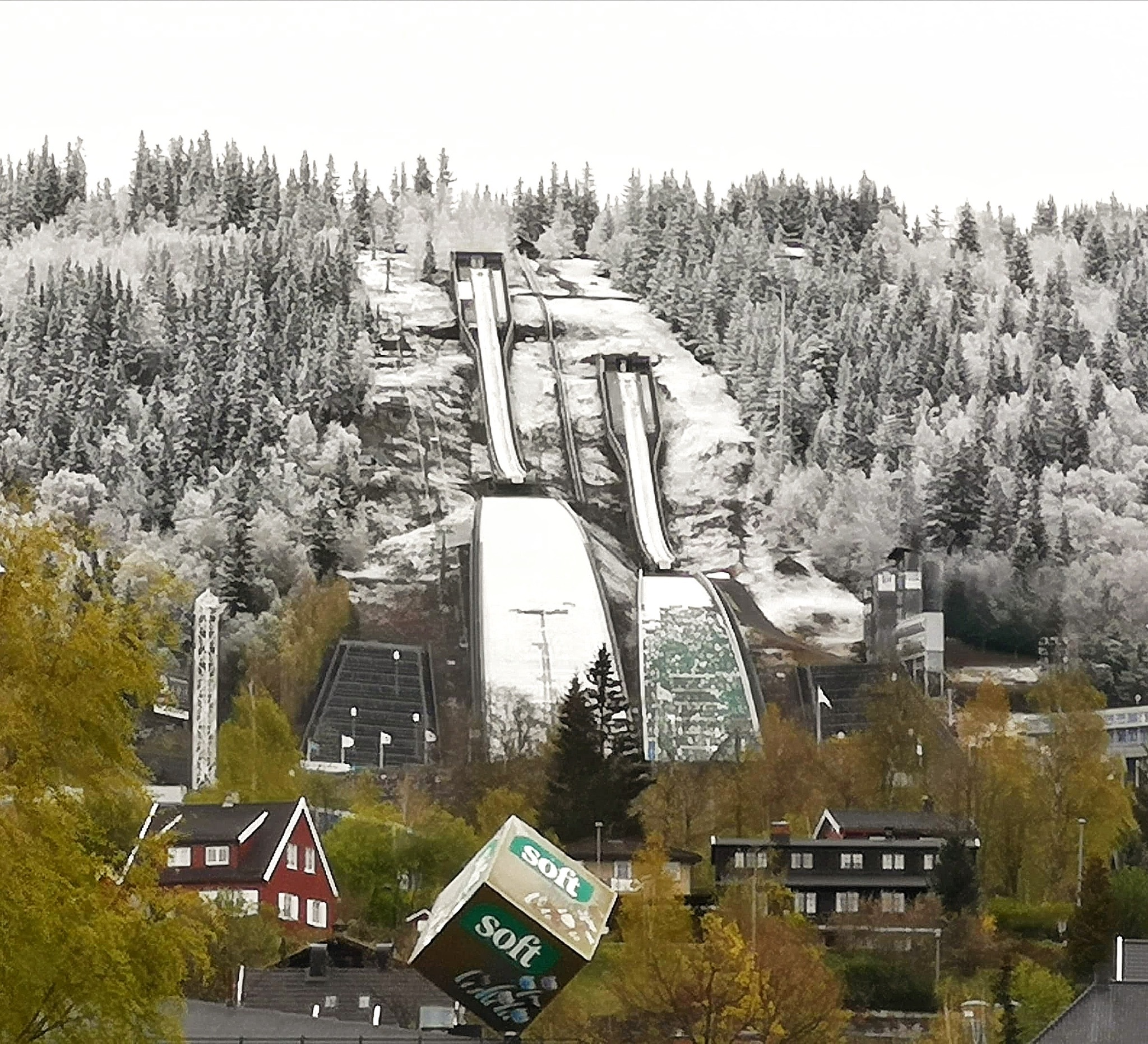 Den første snøen i Lysgårdsbakken