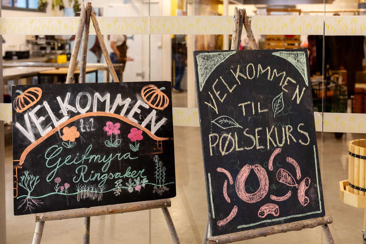 Krittavle med invitasjon til  pølsekurs