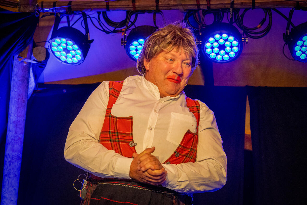 Foto av Gufrid i teltet