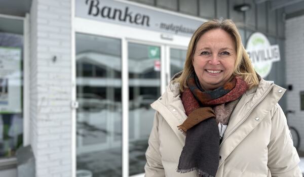 - Det er ikke bare enkelt å rekruttere nye medlemmer hvis noen av en eller annen grunn slutter. Men det er fint - og en styrke - at nærmiljøutvalget ikke er politisk oppnevnt eller sammensatt, sier Ellen Stein i lusjpraten.