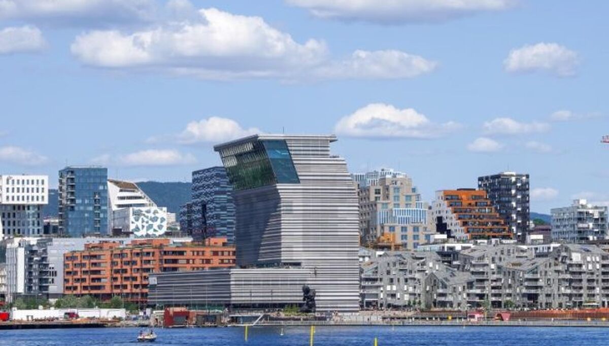 Det siste halvåret har kommunen støttet nye solkraftprosjekter på næringsbygg med 8 millioner kroner. Foto: Oslo kommune Det siste halvåret har kommunen støttet nye solkraftprosjekter på næringsbygg med 8 millioner kroner. Foto: Oslo kommune