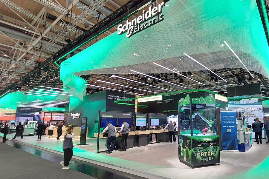 På forrige Hannover-messe viste Schneider Electric og Microsoft frem ferske, fellesutviklede løsninger. 