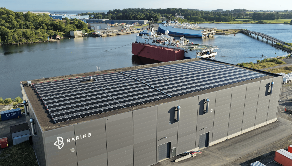 Sunday Power leverer et solcelleanlegg på 402 kWp som forventes å produsere rundt 360 000 kWh strøm årlig. Foto: Sunday Power Sunday Power leverer et solcelleanlegg på 402 kWp som forventes å produsere rundt 360 000 kWh strøm årlig. Foto: Sunday Power