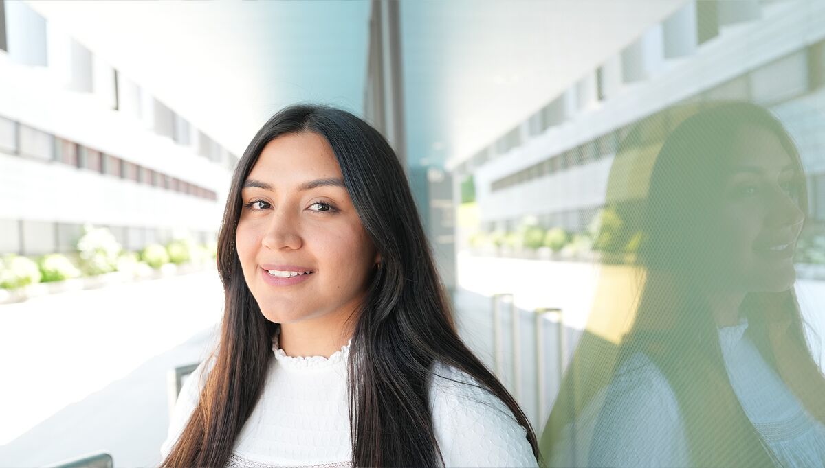 For å lykkes med digitale tvillinger, KI-fabrikker og nøyaktig simulering må vi satse på OpenUSD, skriver Camila Medina, direktør industri i Schneider Electric, i dette innlegget. Foto: Stefania Nilsen, Schneider Electric For å lykkes med digitale tvillinger, KI-fabrikker og nøyaktig simulering må vi satse på OpenUSD, skriver Camila Medina, direktør industri i Schneider Electric, i dette innlegget. Foto: Stefania Nilsen, Schneider Electric