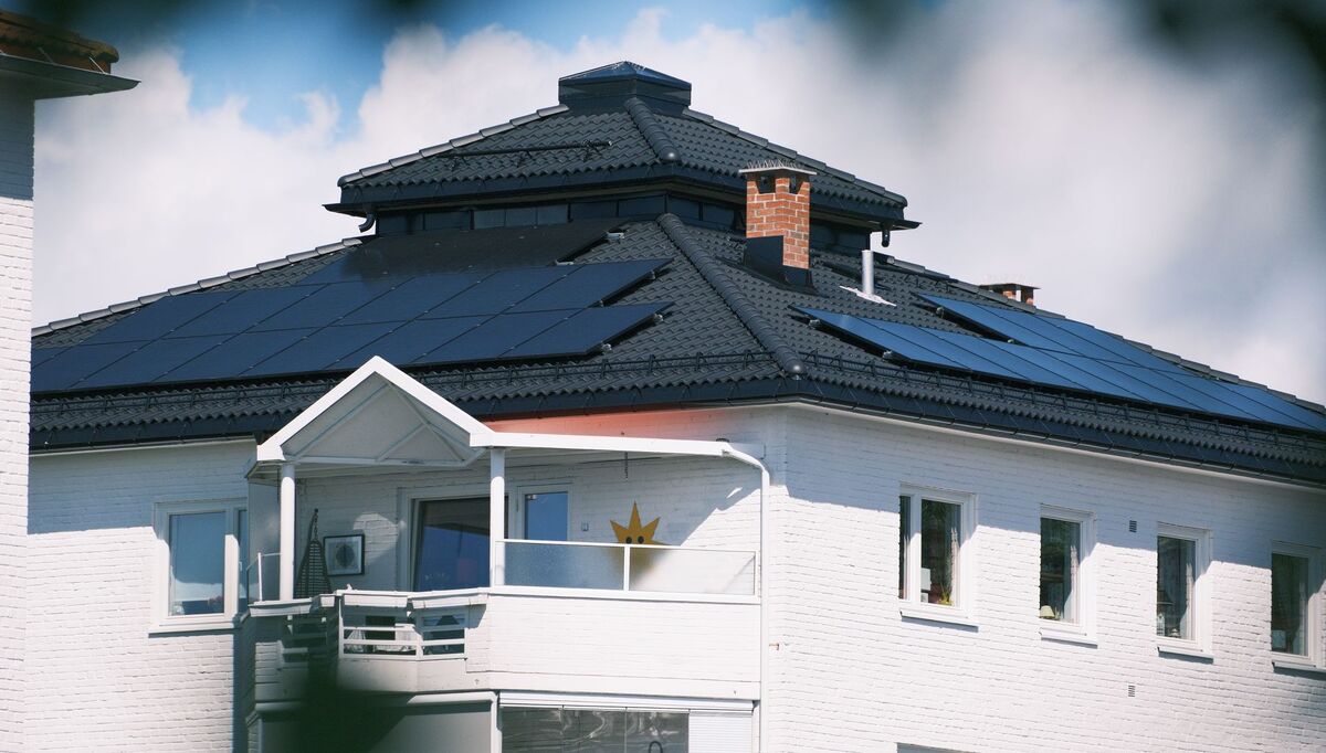 Oppsal borettslag har investert i solceller på fllere av blokkene. Foto: Magnus Lundstein, Oslo kommune Oppsal borettslag har investert i solceller på fllere av blokkene. Foto: Magnus Lundstein, Oslo kommune